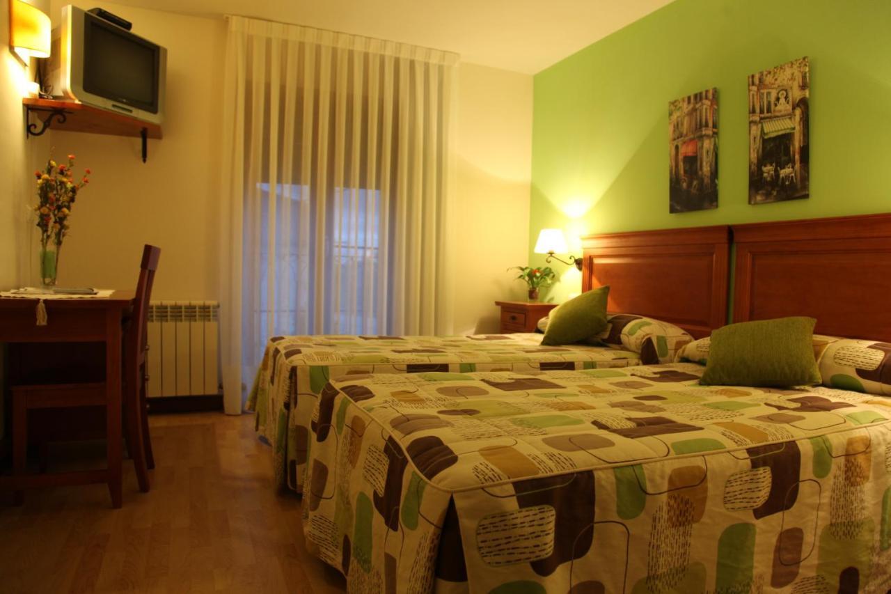 Hotel Rural Los Villares Almajano Quarto foto